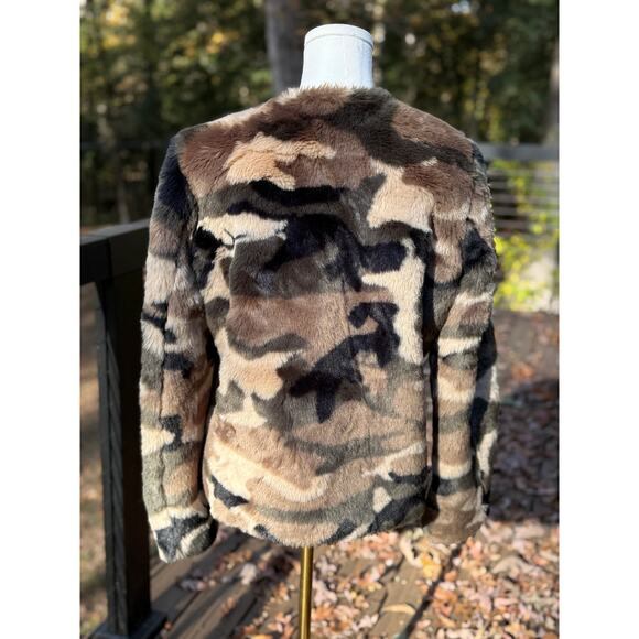 Band of Gypsies XS Faux Fur Camo Jacket Women's Green Multi Army MSRP $119 - Picture 11 of 12